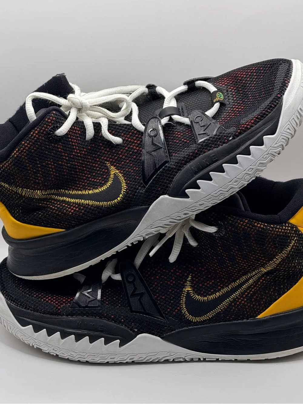 Nike Kyrie 7 